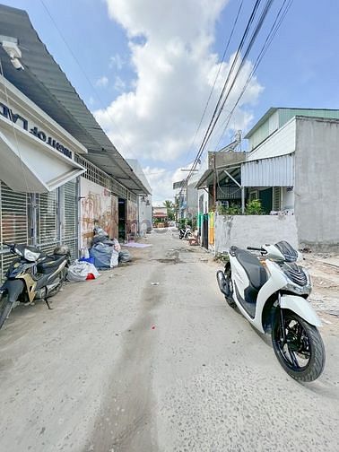 Hình ảnh Bán nền thổ cư hẻm 12 đường 3 tháng 2 phường Hưng Lợi giá 2.25 tỷ