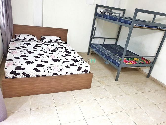 Hình ảnh Phòng full nội thất, có ban công, cửa sổ