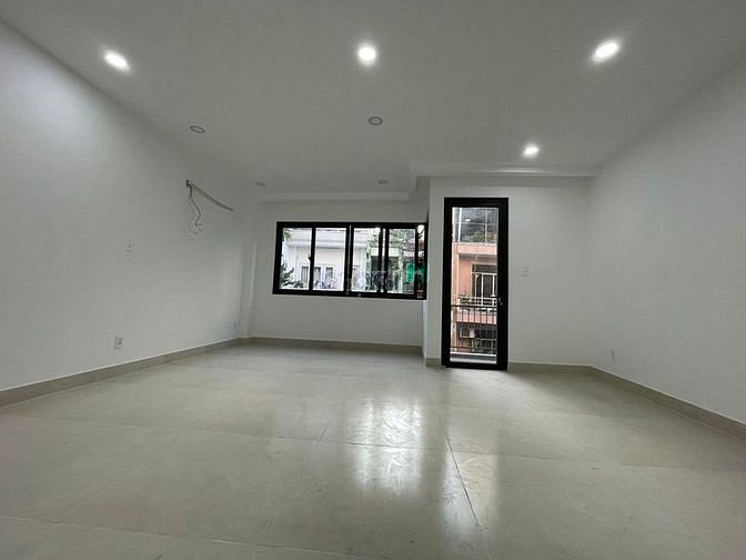 Hình ảnh Nhà Nguyên Căn Có Thang Máy Hẻm Nguyễn Cửu Vân Bình Thạnh