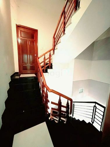 Hình ảnh Hẻm Xe Tải Tránh, Nhà 5 Tầng Cống Lở Tân Bình.