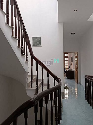 Hình ảnh Nhà nguyên căn mặt tiền đường số 79 tân quy quận7