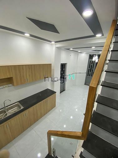 Hình ảnh Gấp Bán Nhà Lý Thái Tổ Quận10 3PN-40m2-SHR