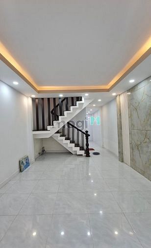 Hình ảnh Bán nhà 2PN Nguyễn Thiện Thuật, Bình Thạnh - SHR
