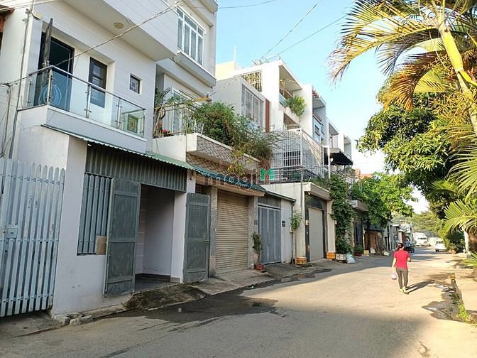 Hình ảnh Cho thuê nhà Gần Trường Cao Đẳng Công Thương, Phước Long Long B
