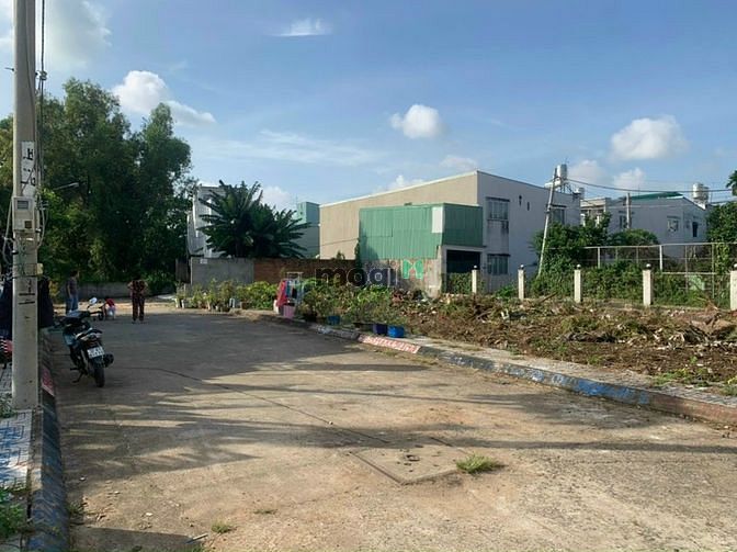 Hình ảnh Bán gấp đất lô mặt tiền Dương Đình Hội, Phước Long B, Q9.85m2 Giá 1tỷ8