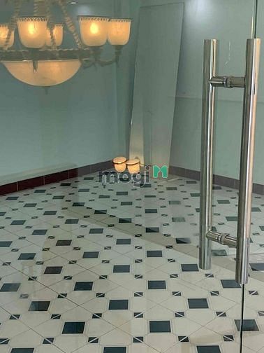 Hình ảnh Nhà mặt tiền kd 90m2, 4pn lê văn lương q7.