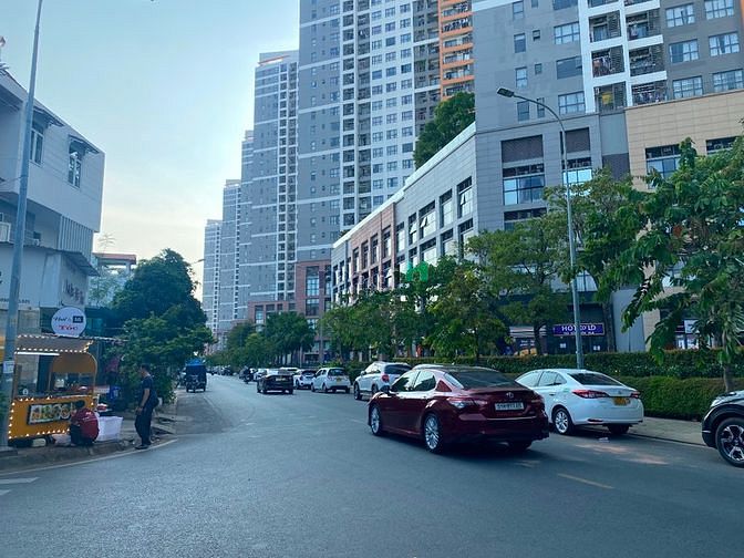 Hình ảnh Bán lô đất mặt tiền đường 51 khu văn minh