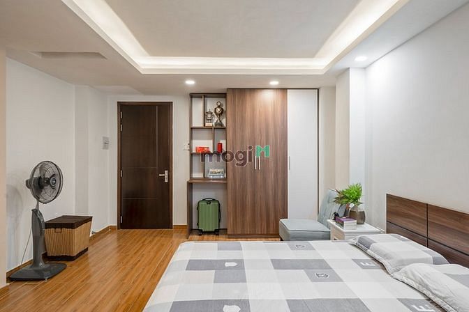 Hình ảnh Căn studio full nội thất có cửa sổ gần ngã tư hàng xanh