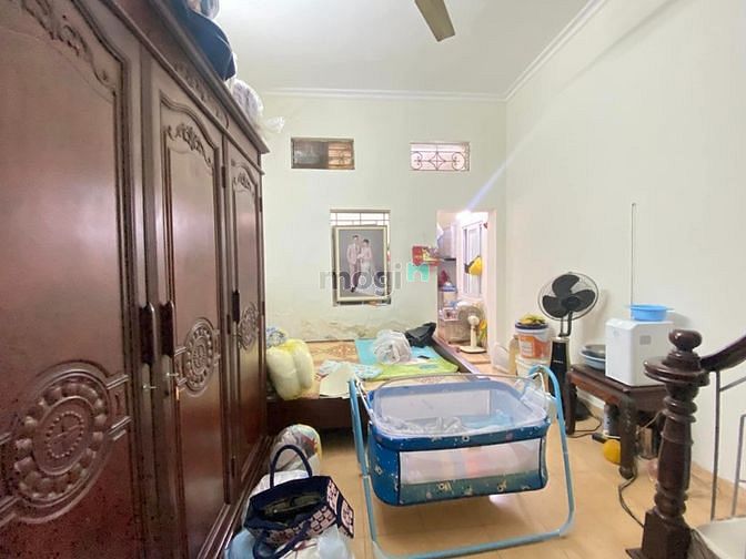 Hình ảnh Bán nhà Tôn Đức Thắng, 23m2, 3 tầng, sổ riêng, 2.15 tỷ