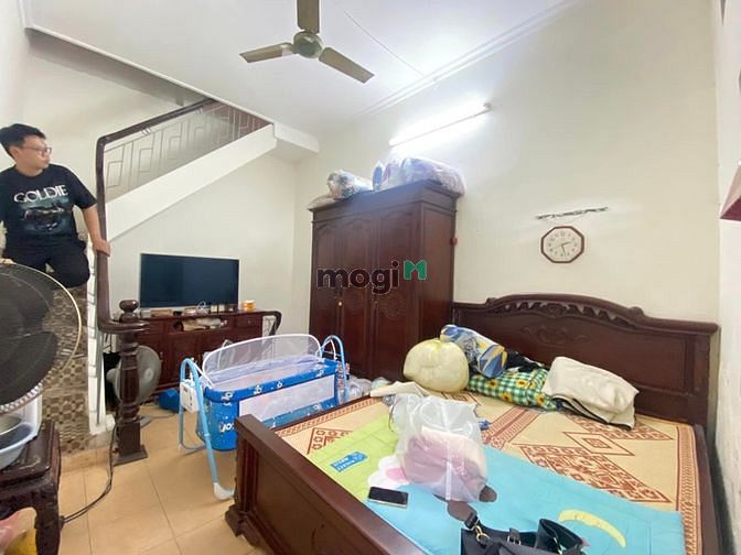 Hình ảnh Bán nhà Tôn Đức Thắng, 23m2, 3 tầng, sổ riêng, 2.15 tỷ