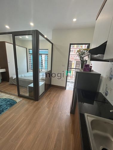 Hình ảnh Cầu Giấy 1n1k 40m2 thang máy mới tinh ở luôn