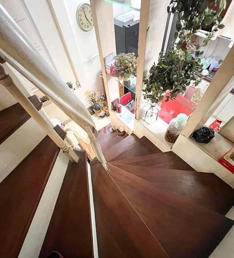 Hình ảnh Mặt ngõ Đống Đa 40m2 - Phân Lô - ô tô tránh - Gara - KD
