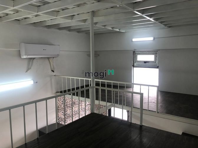 Hình ảnh Studio nội thất cơ bản, ban công thoáng mát, gần chợ Lý Phục Man, Q7