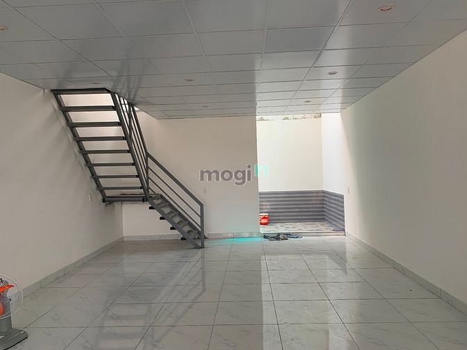 Hình ảnh Cho thuê nhà cấp 4 có gác dt 100m2 nhà mới 100% giá 15tr/tháng