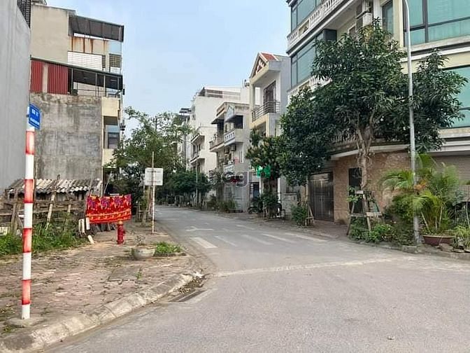 Hình ảnh Ô tô tránh - vỉa hè 3m - Bán đất đấu giá Thạch Bàn, Long Biên, 43m