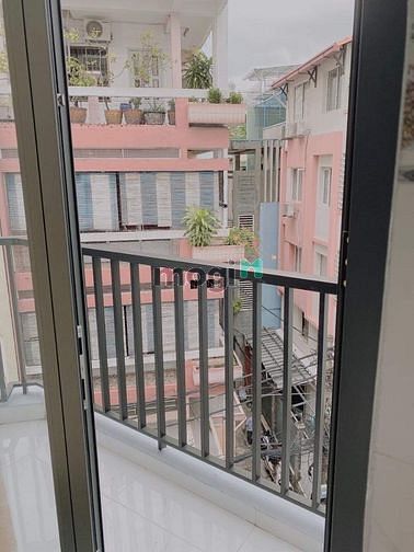 Hình ảnh CHO THUÊ NC nhà mới đầu hẻm xe hơi Q3