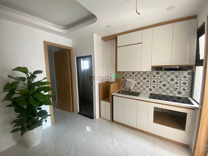 Hình ảnh Bán chung cư Hoàng Hoa Thám - Đội Cấn, full đồ , ở ngay.