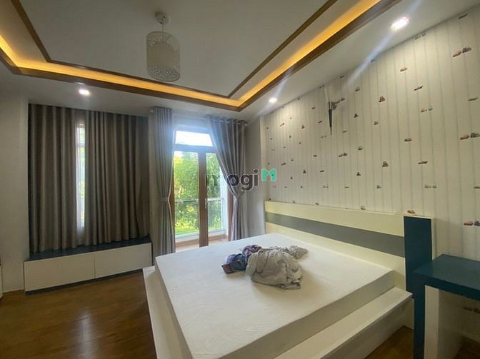 Hình ảnh Biệt Thự Kdc Tân Quy Đông, Q7.Dt: 7X20M. Thang Máy