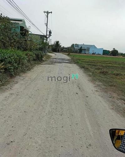Hình ảnh 1000m ( có 700m2 thổ cư), Tân Thạnh Đông, Củ Chi. Giá 8,3 tỷ