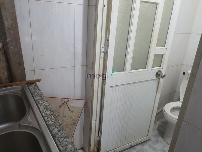 Hình ảnh 7tr/tháng: HXH 76 Tôn Thất Thuyết, P16, 2lầu, 2 pn ( khách mới trả)