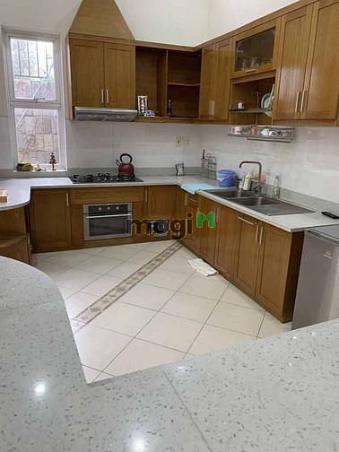 Hình ảnh Nguyên căn hẻm Nguyễn Thị Thập, Bình Thuận, Q7