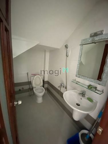 Hình ảnh Cho thuê nhà hxt 293/1a Phan Xích Long  p7 Phú Nhuận