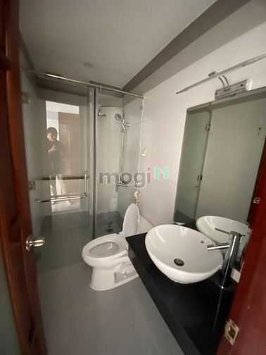 Hình ảnh Cho thuê nhà hxt 293/1a Phan Xích Long  p7 Phú Nhuận