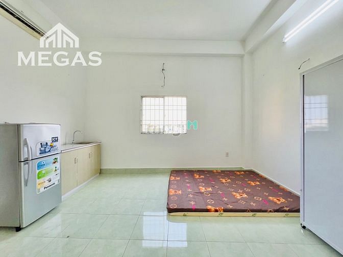 Hình ảnh ☄️ Studio Full Nội Thất ngay Tên Lửa thoáng mát