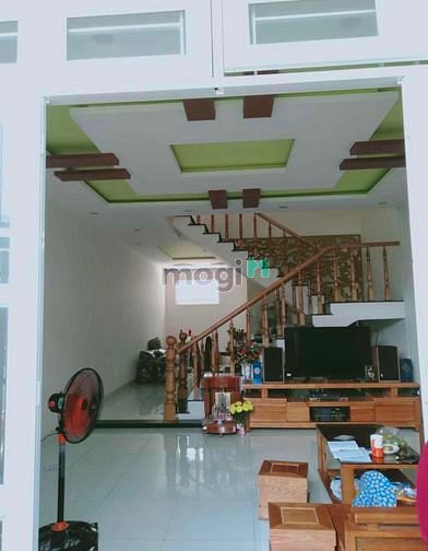 Hình ảnh Bán nhà TẶNG NỘI THẤT! Trần Phú,Q5 48M2 1Tỷ620 SHR