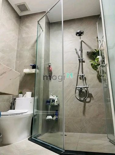 Hình ảnh Nhà sát hẻm xe tải, 45m2, đi sân bay 30s.