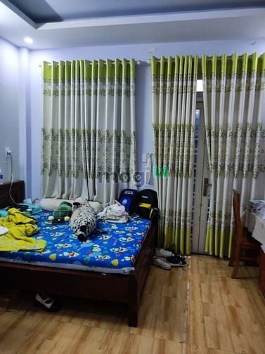 Hình ảnh Nhà sát hẻm xe tải, 45m2, đi sân bay 30s.