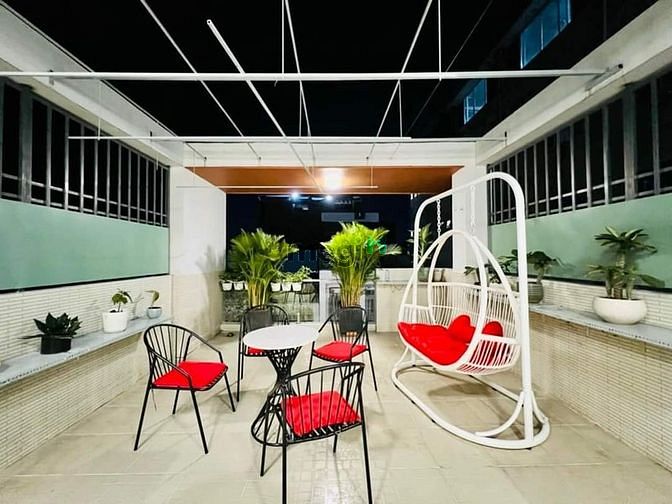 Hình ảnh Nhà hẻm xe hơi,  3 phòng ngủ, 48m2