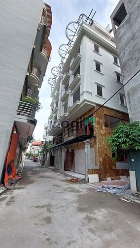 Hình ảnh Bán đất cổ linh, hàng xóm himlam, eco smart city, cầu trần hưng đạo.