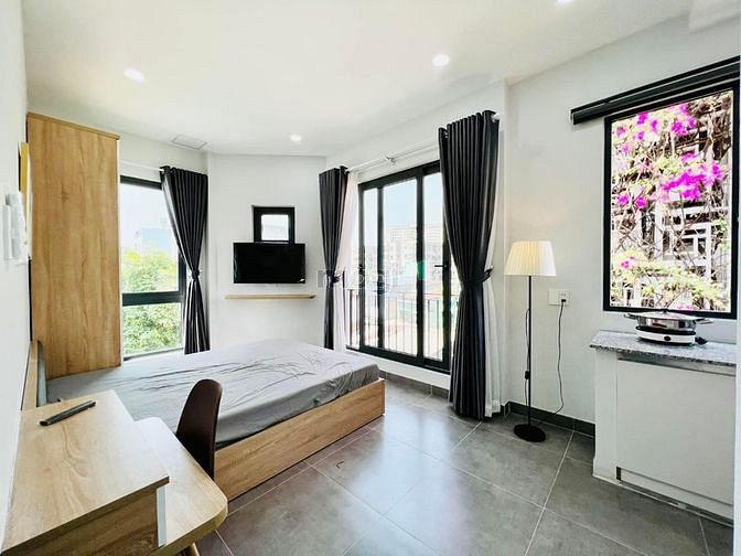 Hình ảnh 4P APARTMENT - Studio Ban Công - Full Nội Thất - Lê Văn Duyệt gần Q1
