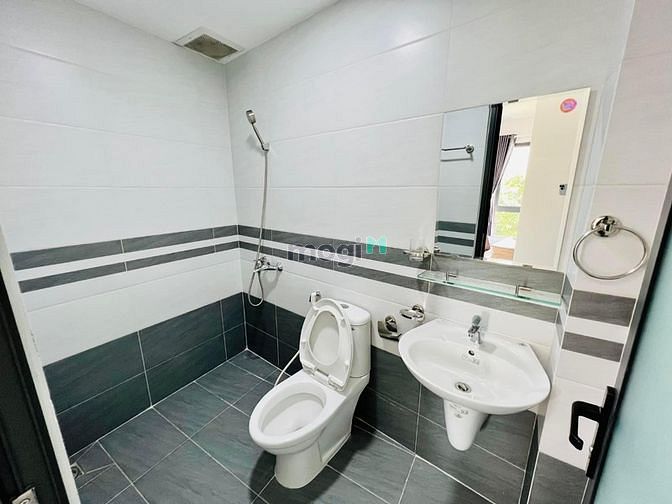 Hình ảnh 4P APARTMENT - Studio Ban Công - Full Nội Thất - Lê Văn Duyệt gần Q1