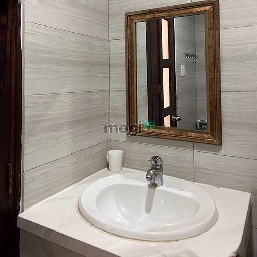Hình ảnh Căn Hộ Dịch Vụ Full Nội Thất Cao Cấp Gần Ngay Ngã 6 Phù Đổng