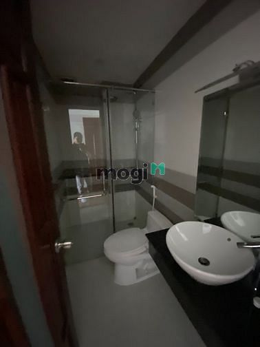 Hình ảnh Cho thuê nhà hxt 293/1a  Phan Xích Long  p7 Phú Nhuận