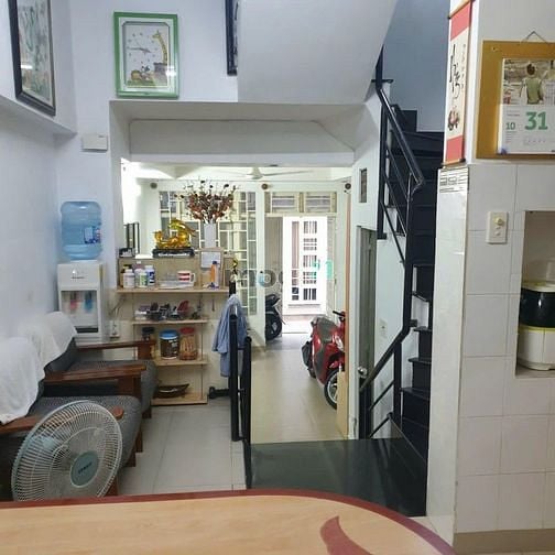 Hình ảnh Cần bán nhà Q5 ở gần đường Bà Triệu-SHR