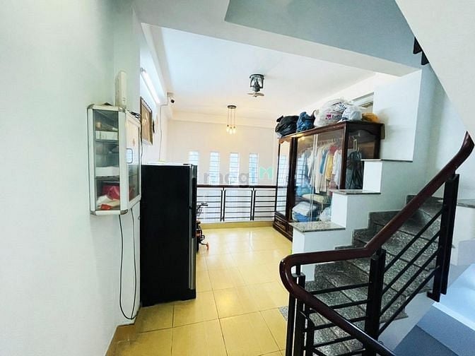 Hình ảnh TẶNG NỘI THẤT nhà Khánh Hội Q4 Chỉ 1,7 Tỷ 57m2