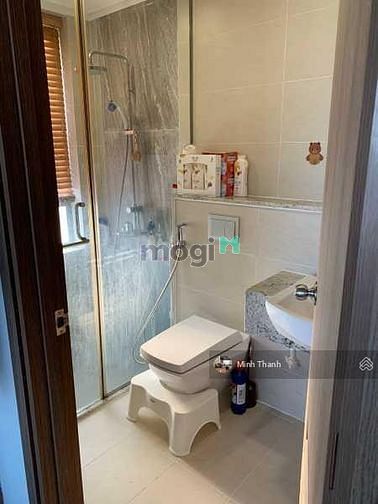 Hình ảnh TẶNG NỘI THẤT CC bán RiveraPark 74m2 2ty200 2P