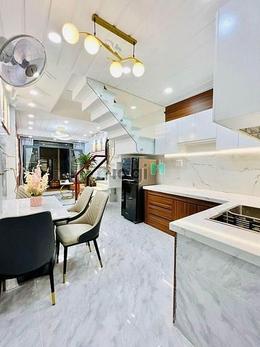 Hình ảnh Bán nhà riêng BÙI VĂN BA Q7 64m2 3Tỷ1 SHR Giá mềm