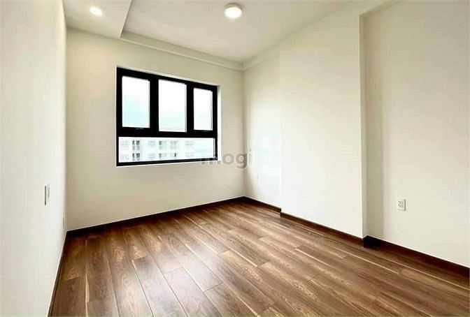 Hình ảnh Cho thuê căn góc 2pn 69m2 q7 riverside 8tr.