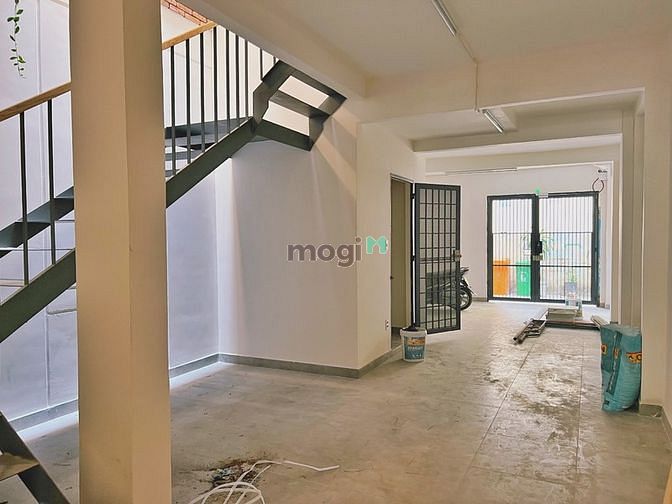 Hình ảnh Cho thuê mặt bằng siêu rộng và nằm tại vị trí đắc địa