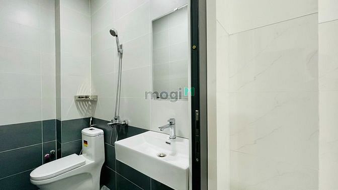 Hình ảnh 1PN tách bếp đường Trần Bình Trọng, BThanh, có thang máy, full nthat