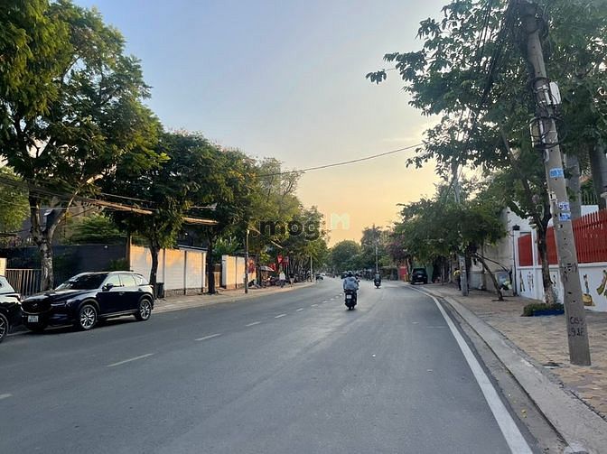 Hình ảnh Bán đất biệt thự View sông Nguyễn Văn Hưởng,Thảo Điền,Q2,170 triệu/m2