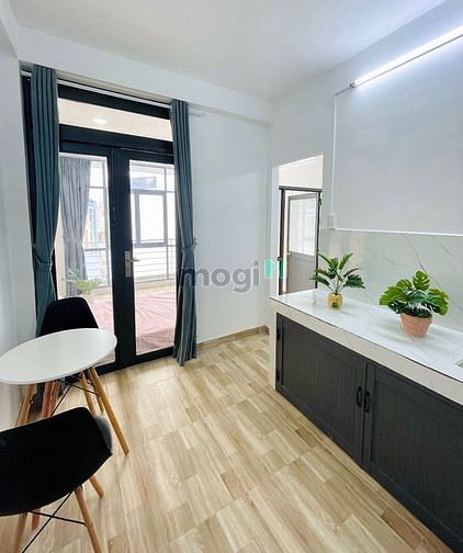 Hình ảnh Căn Hộ Cao Cấp 1 PN - Tách Bếp - Ban Công - Ngay Cvpm Quang Trung