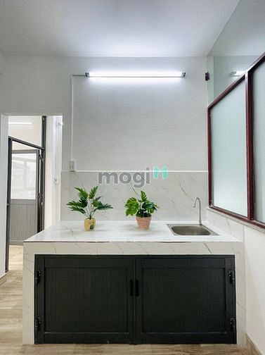 Hình ảnh Căn Hộ Cao Cấp 1 PN - Tách Bếp - Ban Công - Ngay Cvpm Quang Trung