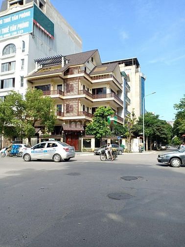 Hình ảnh Cho thuê Biệt thự Cầu Giấy làm cà phê 250m2x3T