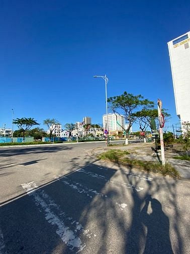 Hình ảnh Bán đất lô đất 97m2 MT Tô Hiến Thành sát Phạm Văn Đồng