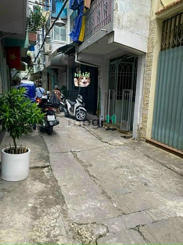 Hình ảnh Bán nhà HXH Cao Đạt 4 tầng, 2PN, 2WC GIÁ:5,5 Tỷ